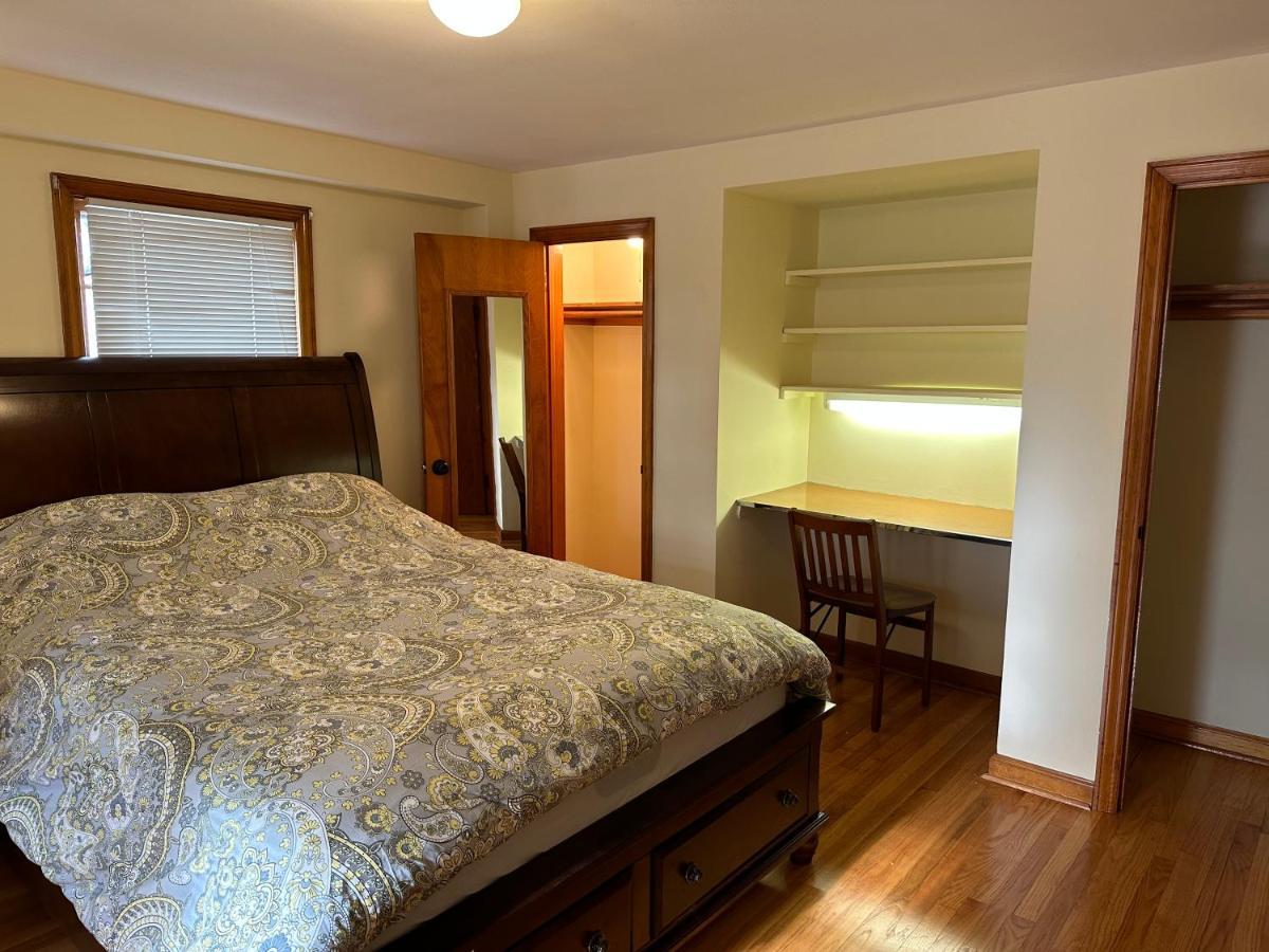 J2 Pleasant Queens Size Room Near St. Peter'S Hospital & New Brunswick Downtown Exterior photo