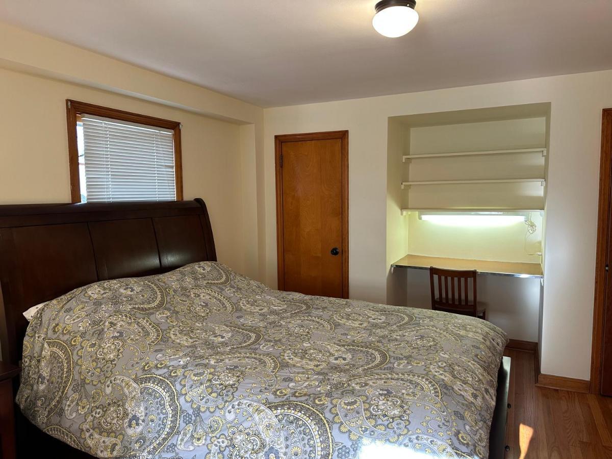 J2 Pleasant Queens Size Room Near St. Peter'S Hospital & New Brunswick Downtown Exterior photo