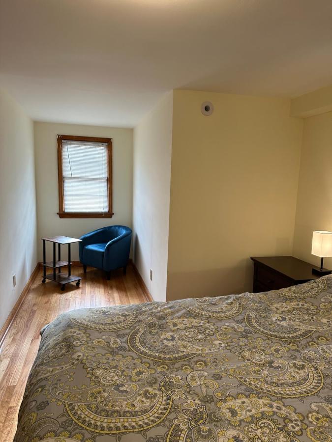 J2 Pleasant Queens Size Room Near St. Peter'S Hospital & New Brunswick Downtown Exterior photo